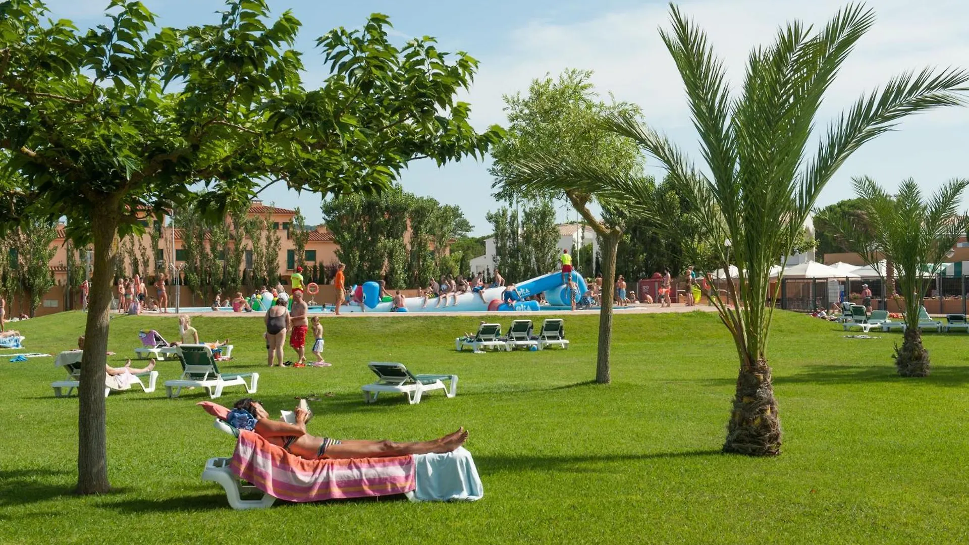 Camping & Bungalows Platja Brava Pals Campsite